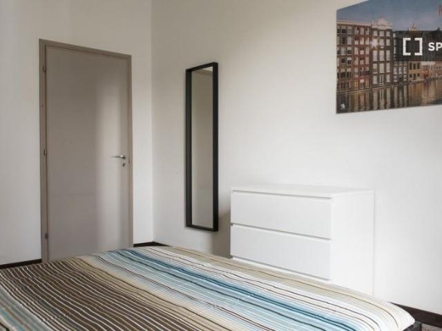 Appartamento in affitto a Municipio 7, Milano