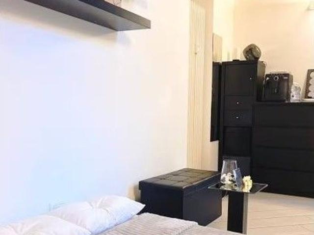 Appartamento in affitto a Municipio 9, Milano