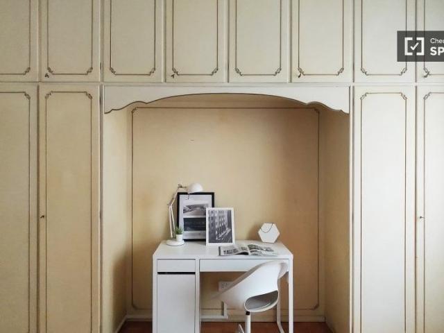 Appartamento in affitto a Municipio 9, Milano