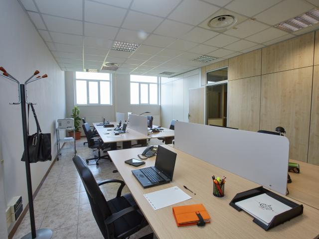 Ufficio in affitto a Santuario, Saronno