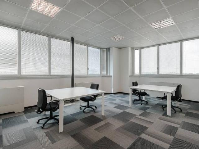 Ufficio in affitto a Municipio 2, Milano