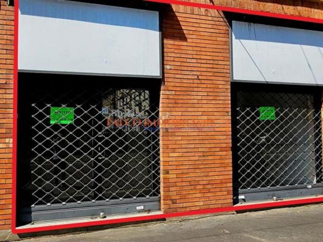 Locale Commerciale in affitto a Milano, Lombardia