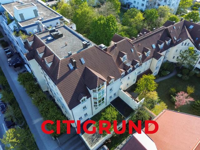 Dachgeschosswohnung kaufen in Milbertshofen-Am Hart, München
