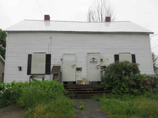 House for sale in Skowhegan, Maine