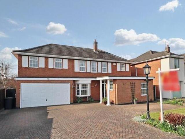 House for sale in Camp Hill, Warwickshire