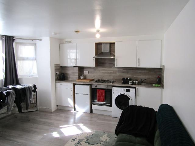 Apartment for rent in Lower Clapton, Greater London