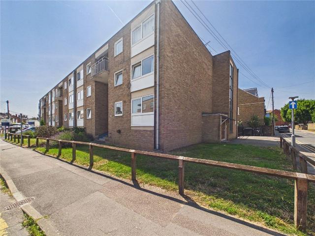 Studio for rent in Moulsham, Chelmsford