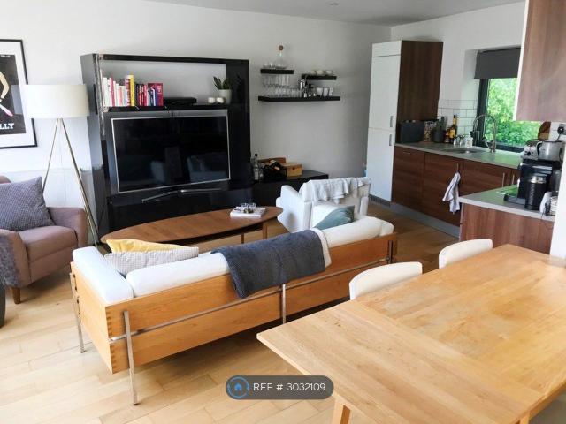 House for rent in Highbury, Greater London