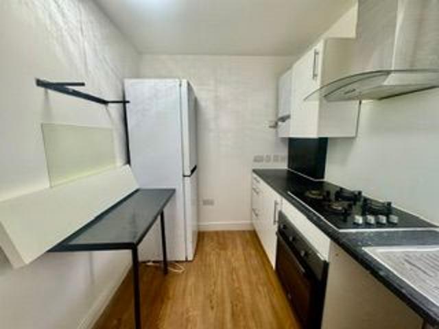Studio for rent in Seven Kings, Greater London