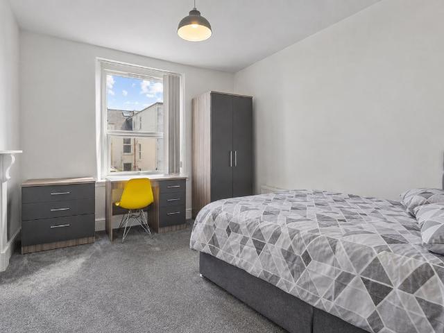 Room for rent in Greenbank, Mount Wise