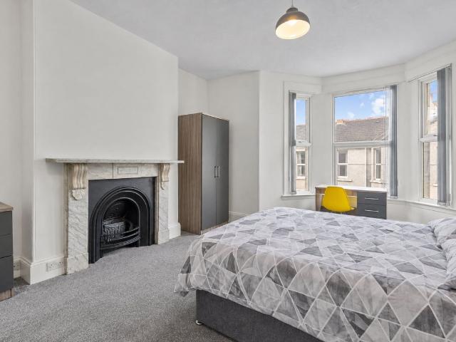 Room for rent in Greenbank, Mount Wise
