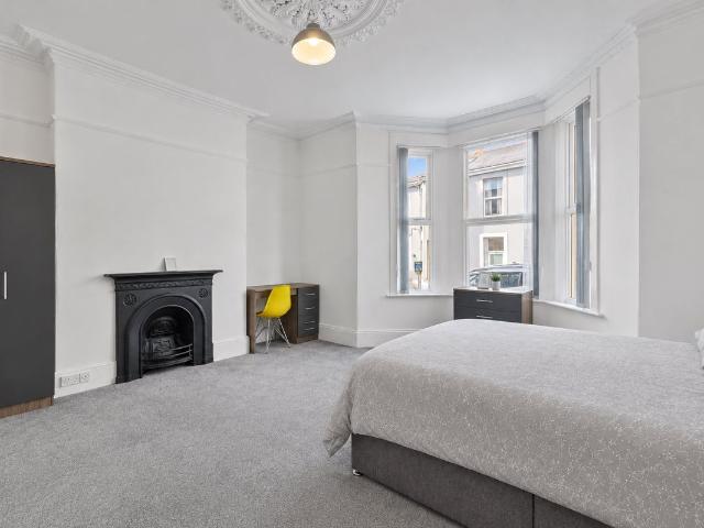 Room for rent in Greenbank, Plymouth
