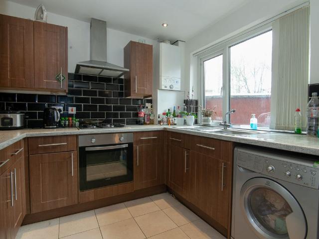 Room for rent in Higher Broughton, Salford