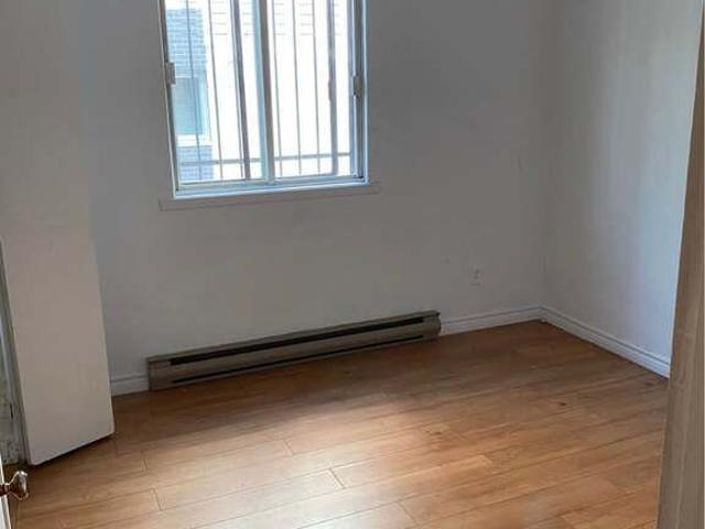 Apartment for rent in St. Leonard's, Quebec