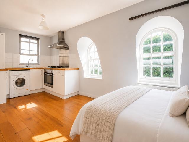 Apartment for rent in Mile End, Greater London