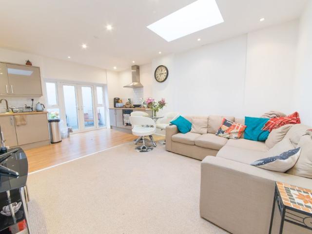 House for rent in London Borough of Tower Hamlets, Greater London