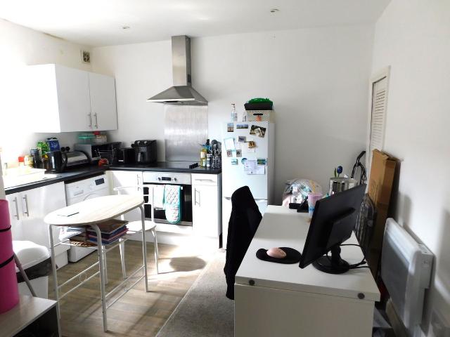 Studio for rent in Mile End, Fordham Heath