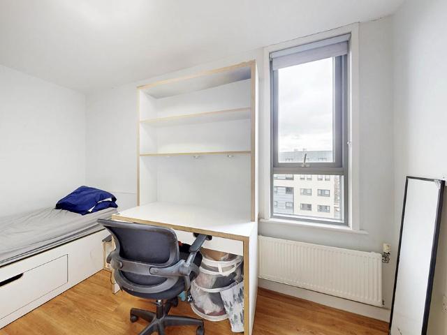 Apartment for rent in Mile End, Greater London