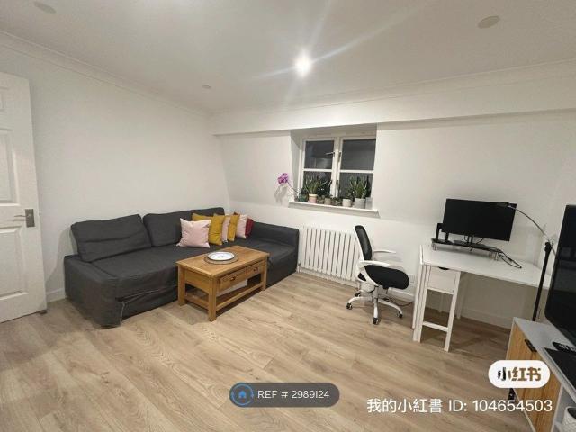 Apartment for rent in Stepney, Greater London