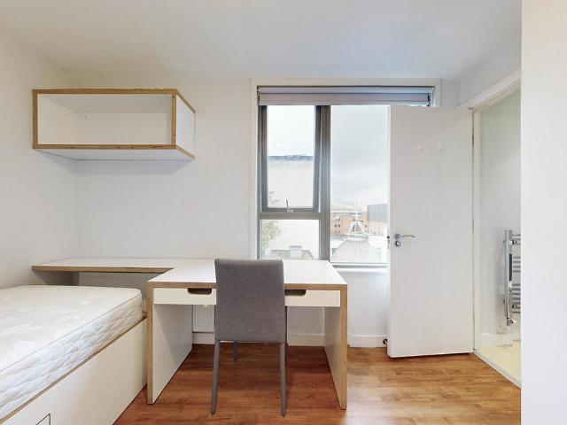 House for rent in Mile End, Greater London