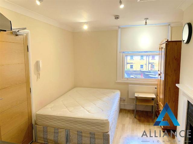 Studio for rent in Stepney, Greater London
