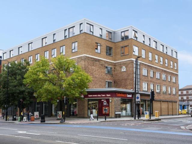 Room for rent in Mile End, Greater London