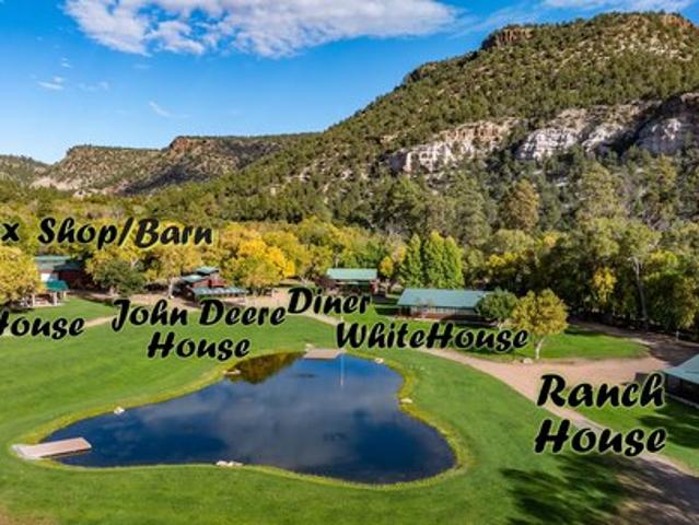 Farm for sale in Apache Creek, Catron County