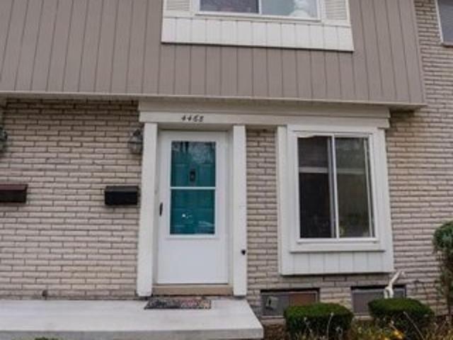 Condo for sale in Sterling Heights