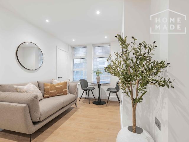 Apartment for rent in Paddington, Greater London