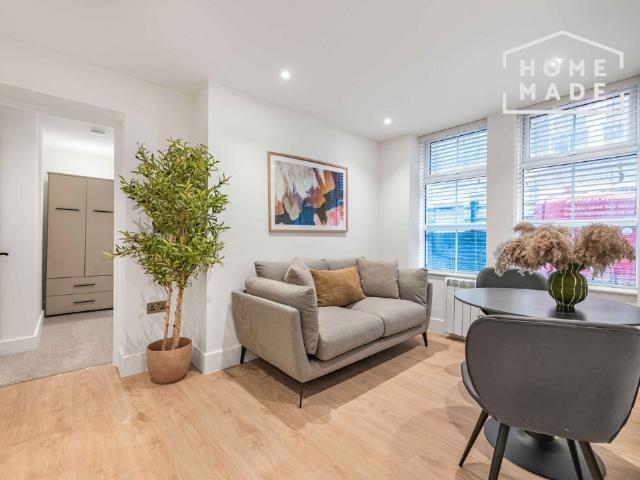 Apartment for rent in Paddington, Greater London