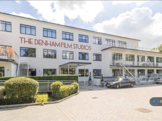 Apartment for rent in Denham