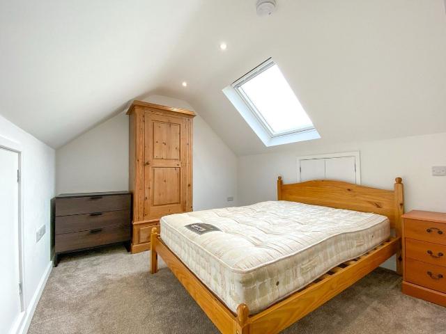 Room for rent in Black Bourton, Oxfordshire
