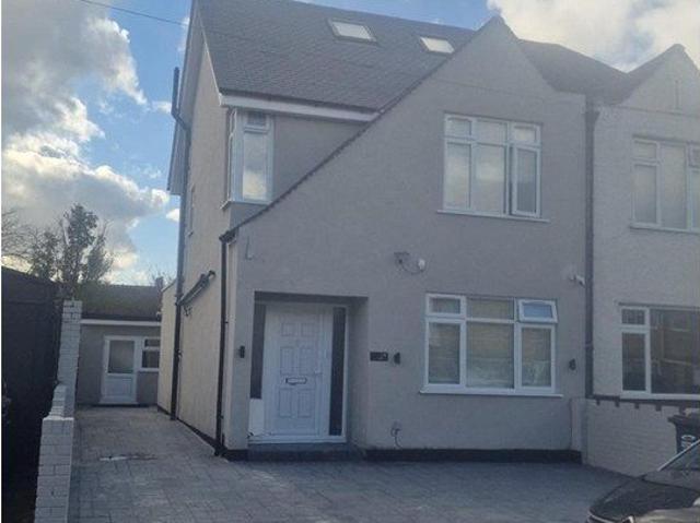 Room for rent in Stone, Monks Orchard