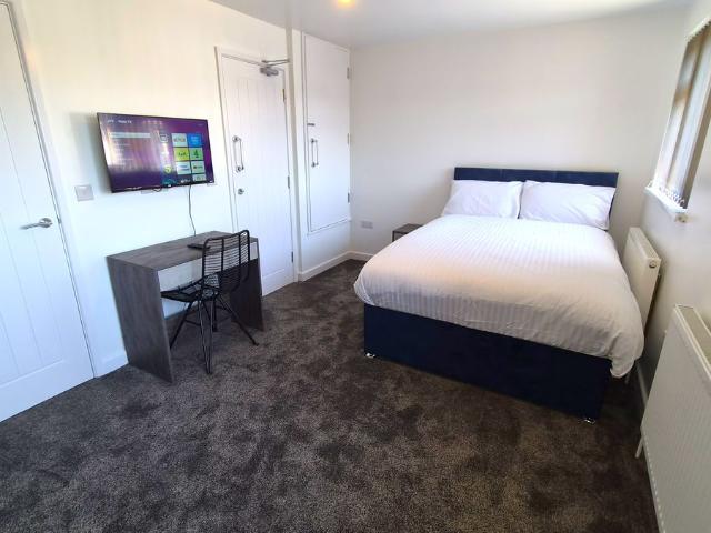 Room for rent in Stone, Monks Orchard
