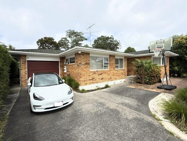 House for rent in Wairau Valley