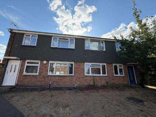 Apartment for rent in West Heath, Greater London