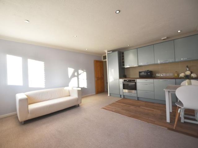 Apartment for rent in Streatham Hill, Greater London