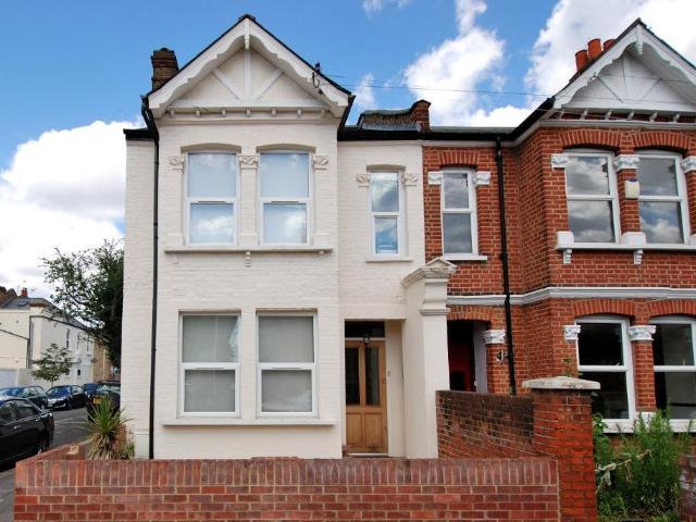 Apartment for rent in London Borough of Ealing, Hanwell