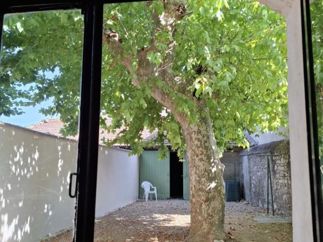 Maison location à Nîmes, Milhaud