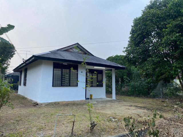 Bungalow for sale in Kluang