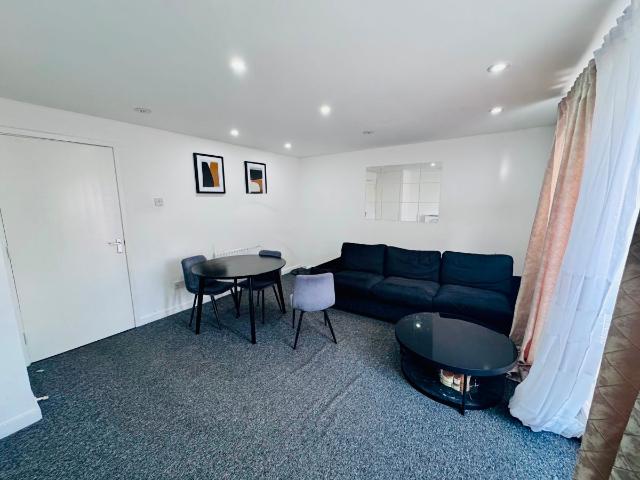 Apartment for rent in London Borough of Newham, Greater London