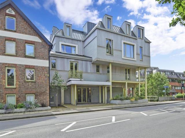 Apartment for rent in New Town, Horsham