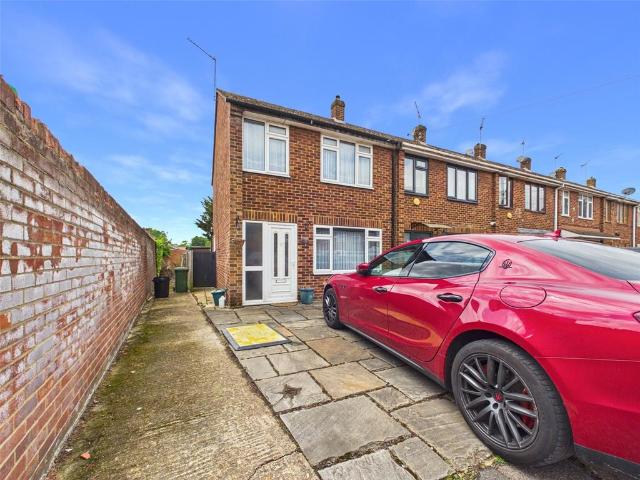 House for rent in Yiewsley, Greater London