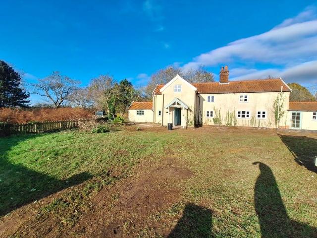 House for rent in Sutton, Eastbridge
