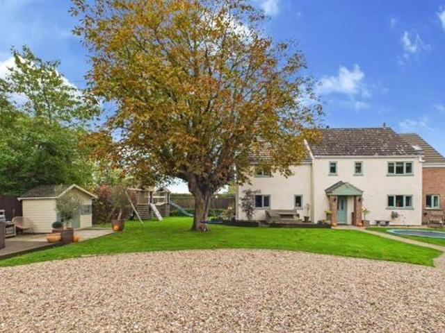 House for sale in Lyons, Greater London
