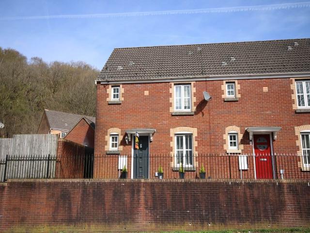 Apartment for rent in Hafodyrynys, Crumlin