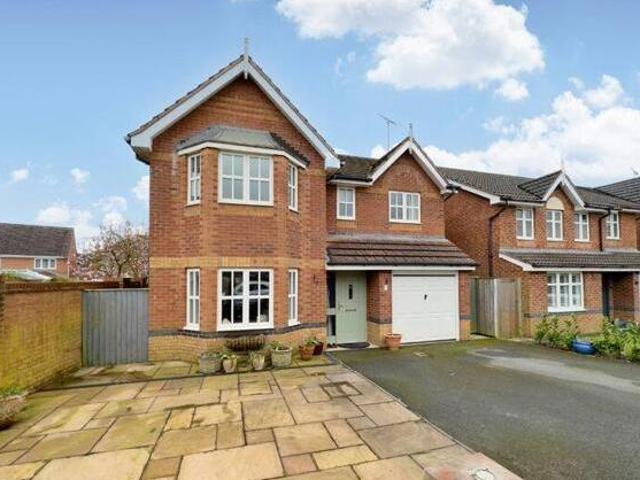 House for sale in West Vale, Cheshire