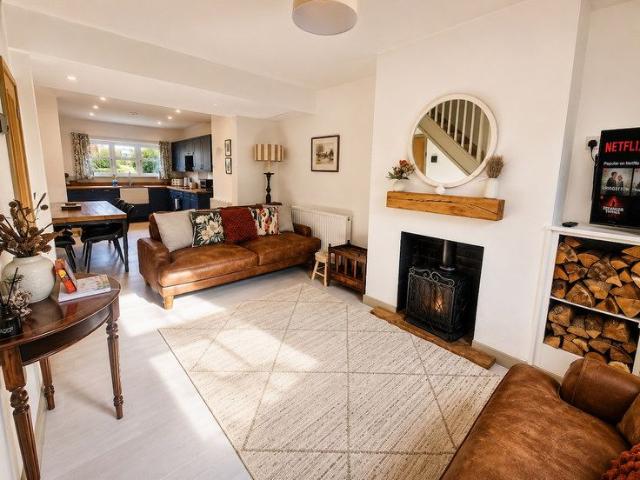 House for rent in Mill End, Warwick