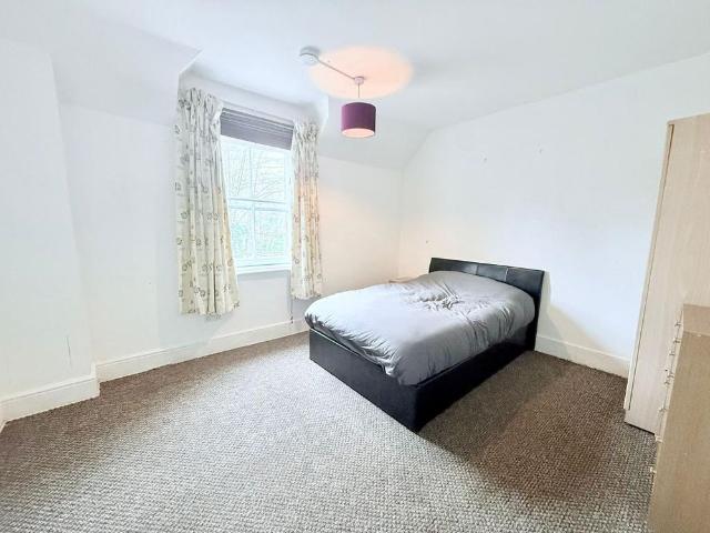 House for rent in The Polygon, City Of Southampton