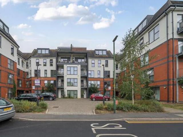 House for sale in Surrey